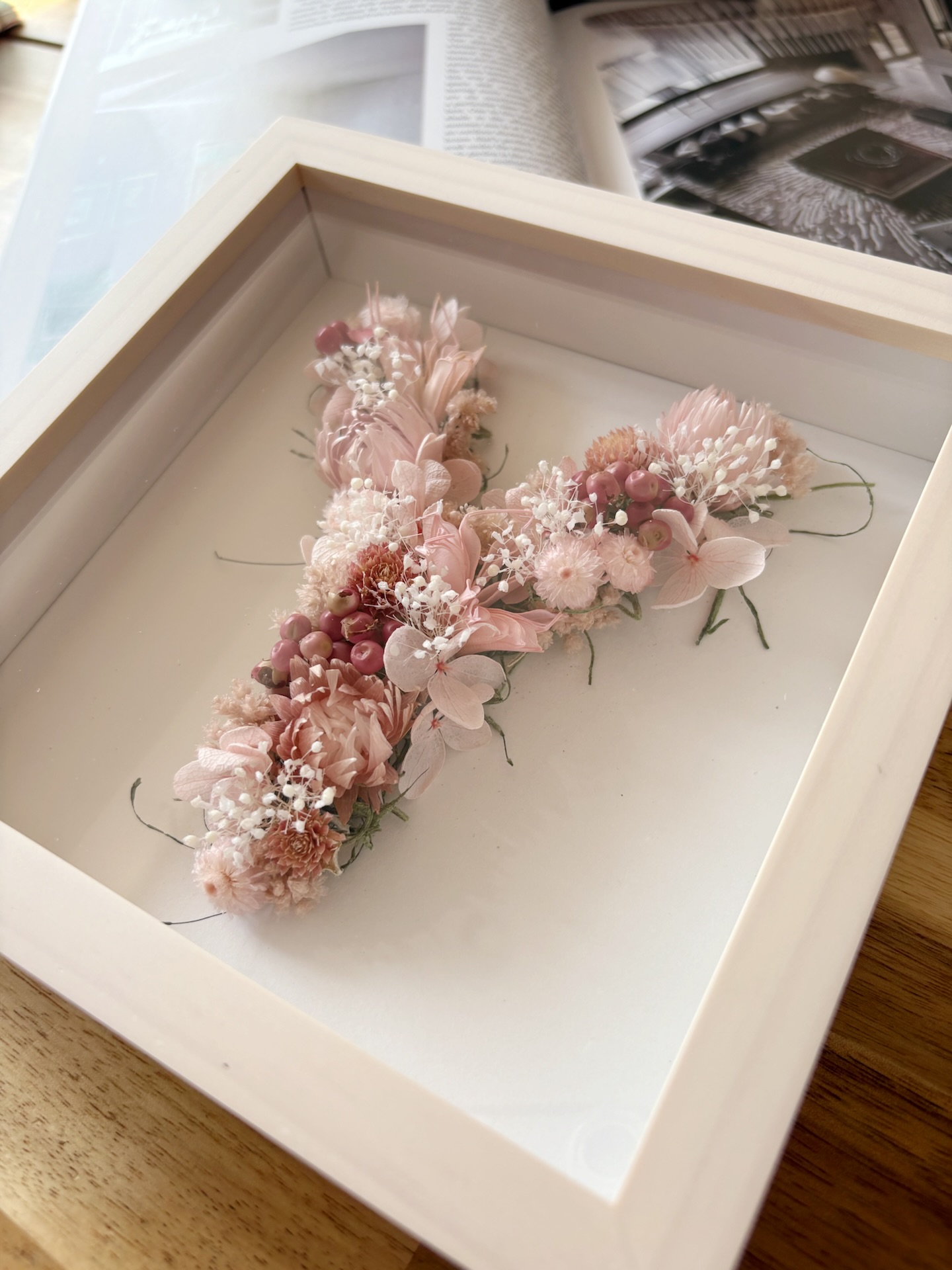 イニシャルドライフラワーフレーム｜ピンク